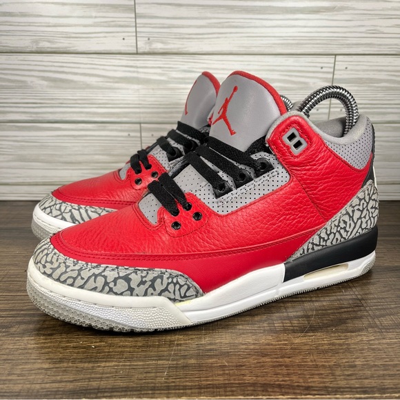 Air Jordan 3 Retro SE GS Unite Youth Red Shoes - Youth 6Y - Women’s 7.5 - Picture 2 of 9